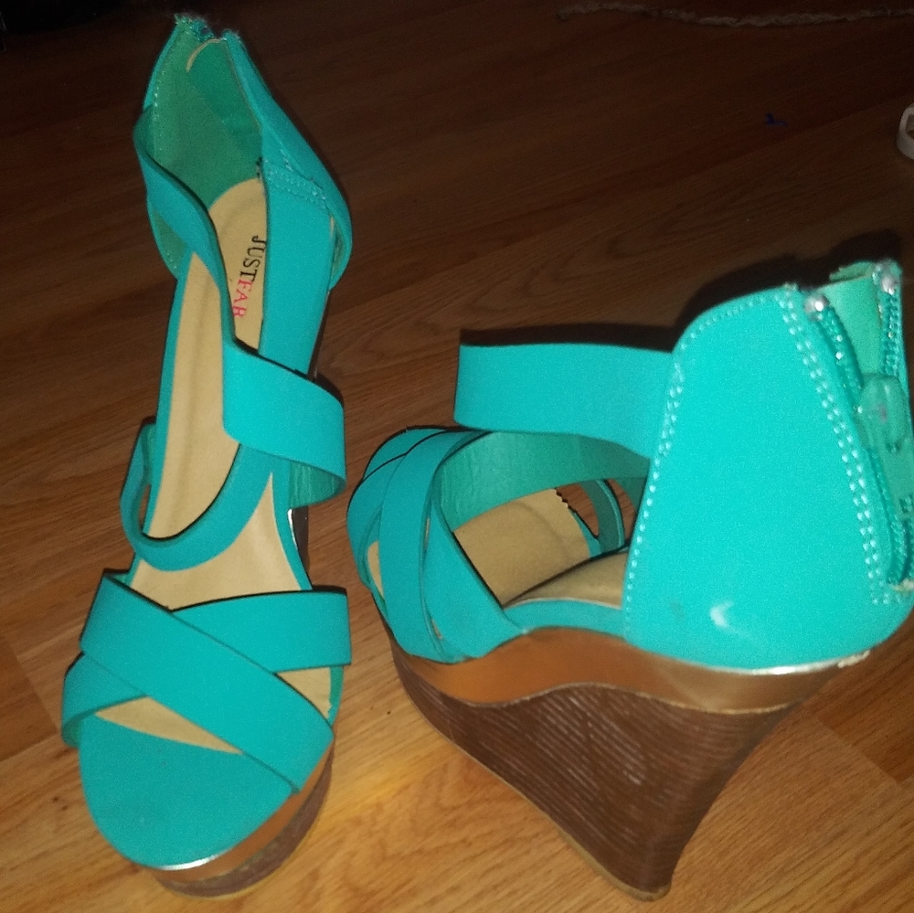 Seafoam green wedges size 9